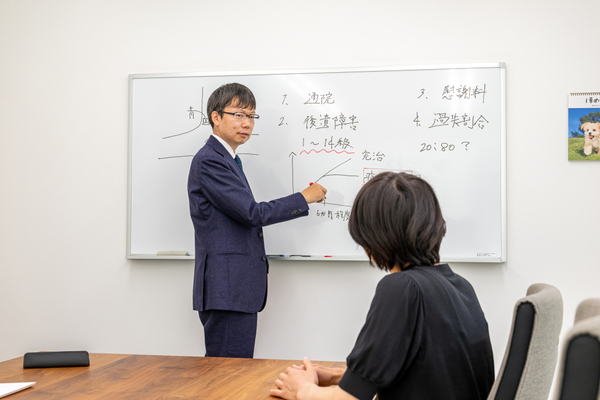 弁護士事務所の仕事風景